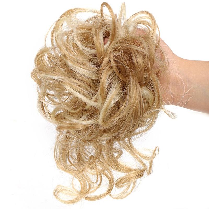 Scrunchie hosszabbítók rendetlen göndör kontyban