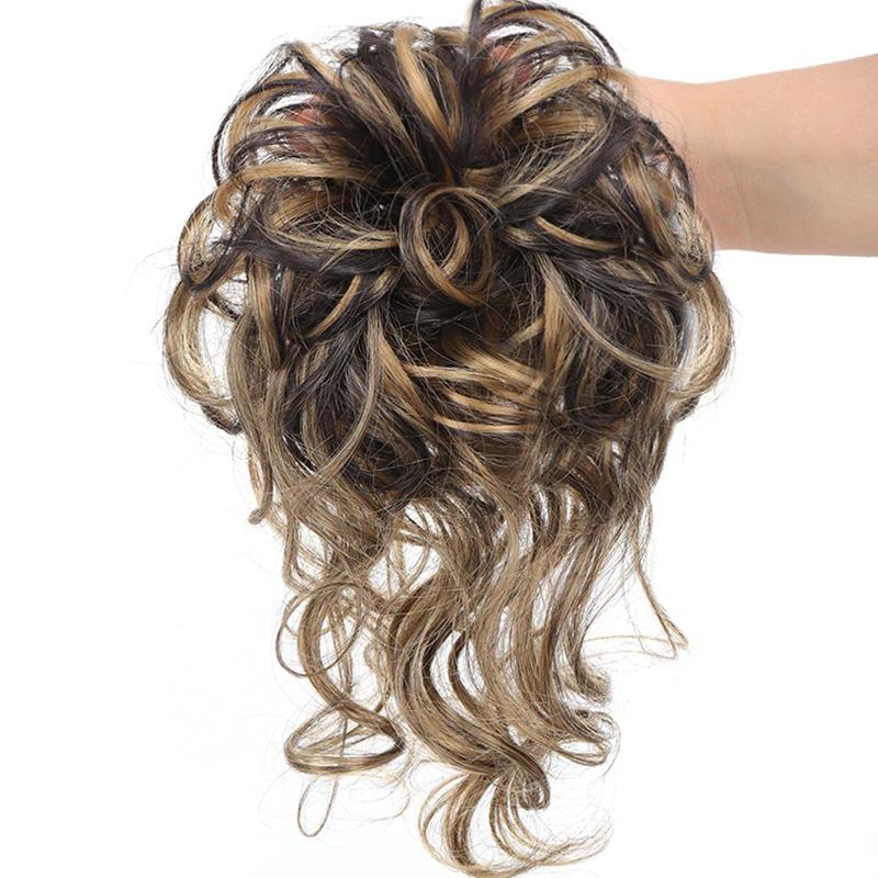 Scrunchie hosszabbítók rendetlen göndör kontyban