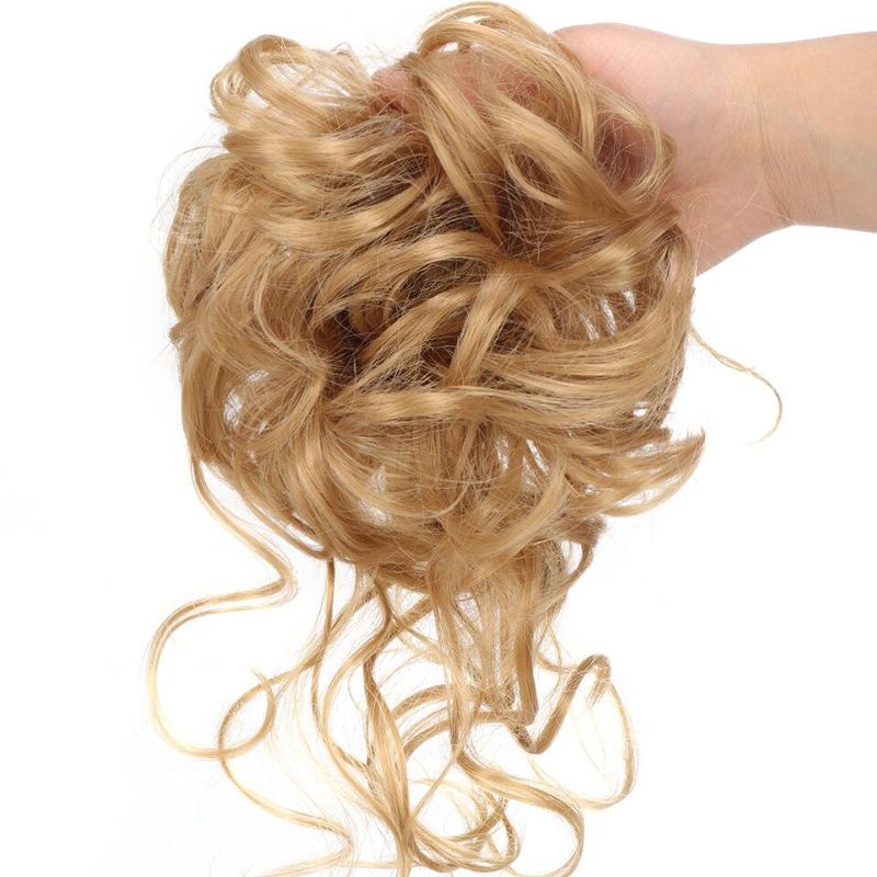 Scrunchie hosszabbítók rendetlen göndör kontyban